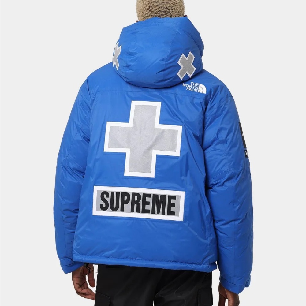 Supreme x The North Face
Summit Series Rescue Baltoro Jacket